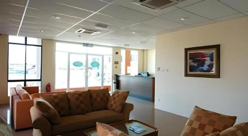 Aristo Hotel @ Putatan Κότα Κιναμπαλού 0*,